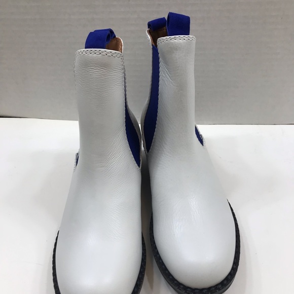 LDP Ankle Bootie - Picture 5 of 5